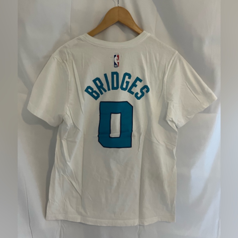 Charlotte Hornets Jersey T-Shirt - Picture 2 of 3